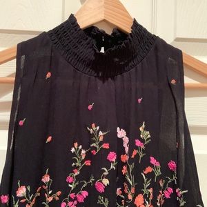 Boho sleeveless embroidered top